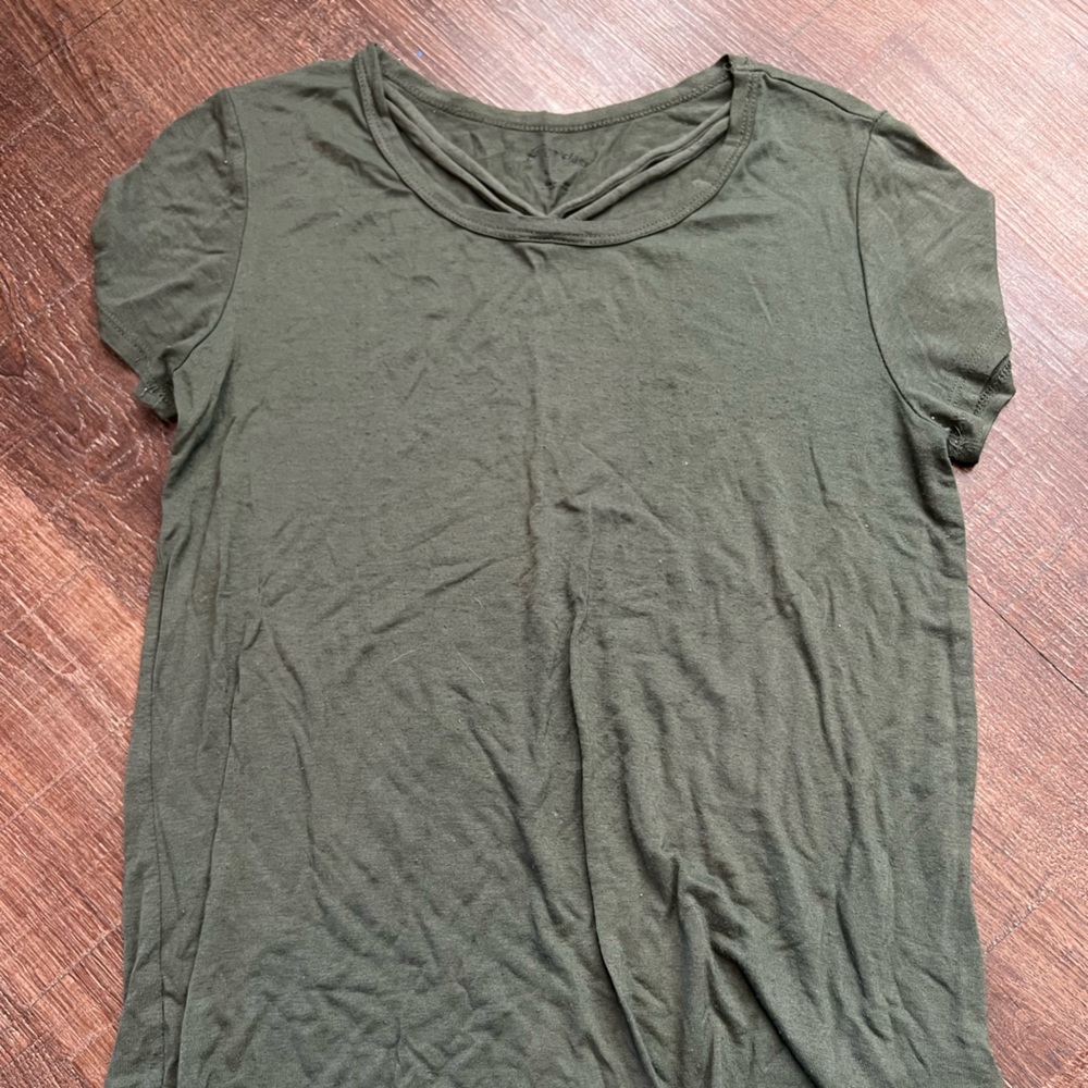 Art class criss cross tshirt
